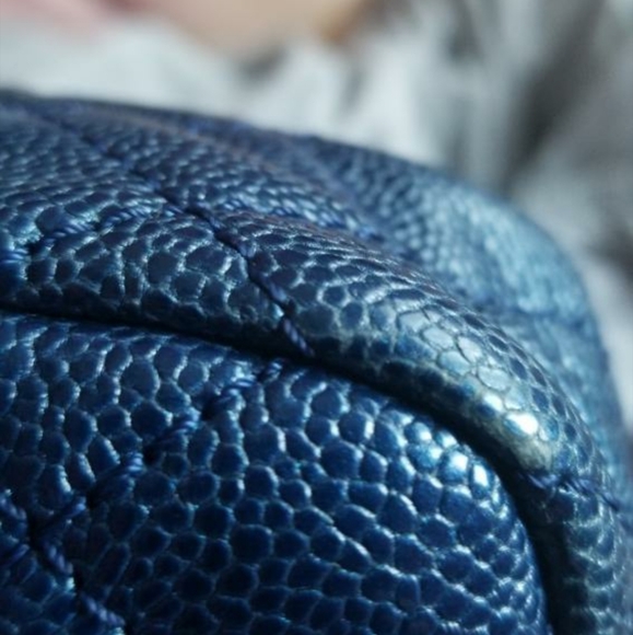 AUTHENTIC Chanel Irridescent Caviar - Picture 10 of 10